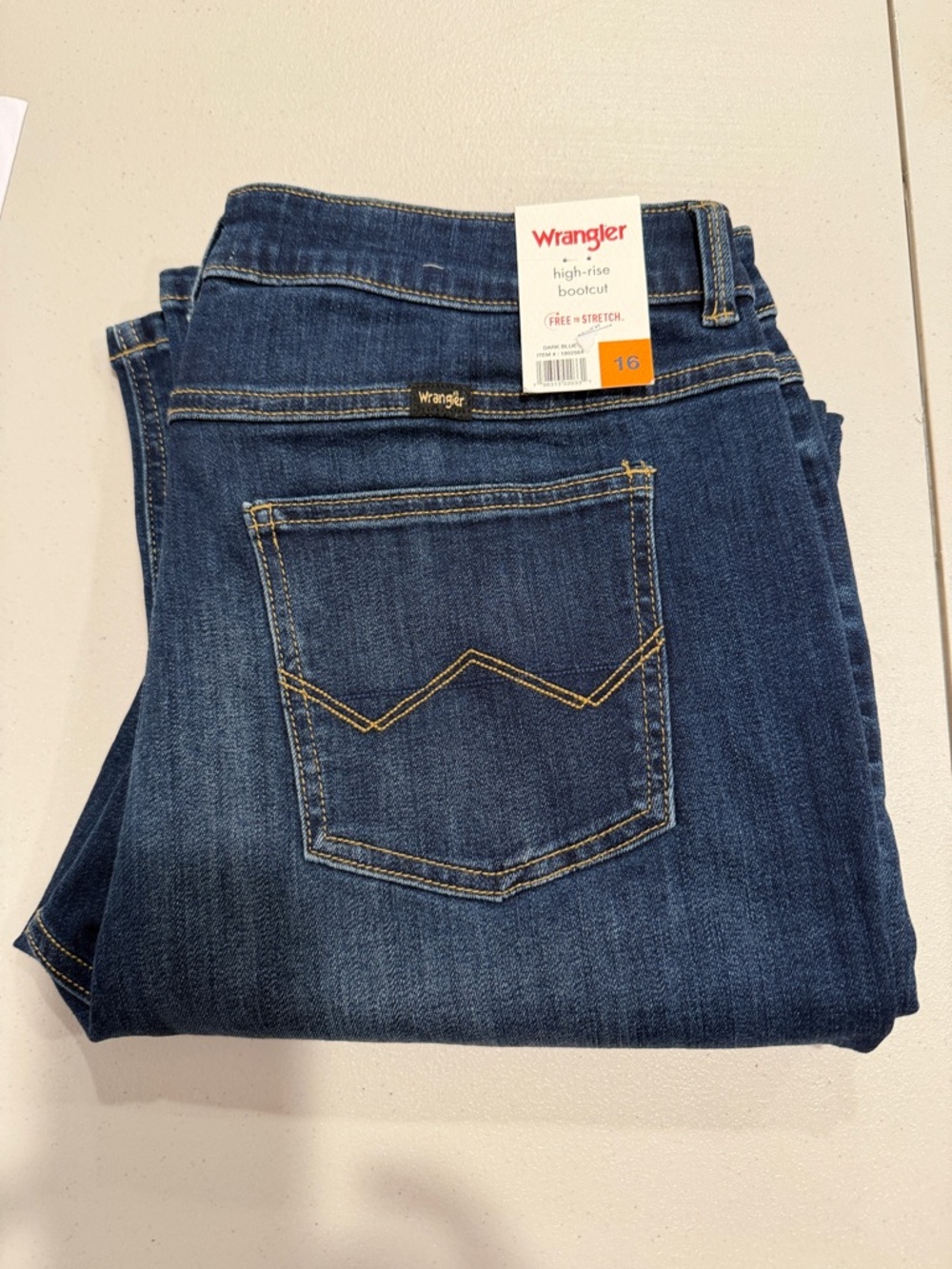 Wrangler Women size 16 High-Rise Bootcut Jeans in Dark Blue Denim